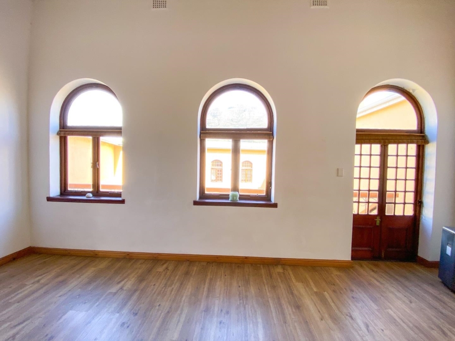 Commercial Property for Sale in Woodstock Western Cape